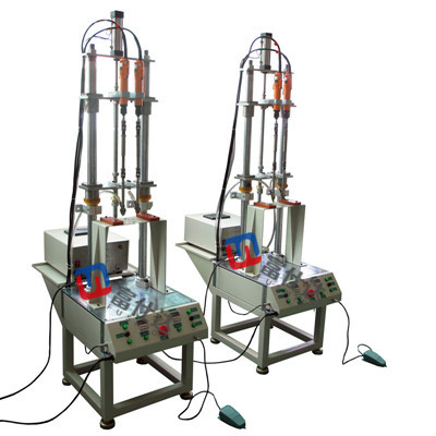 臺式自動鎖螺絲機(jī)